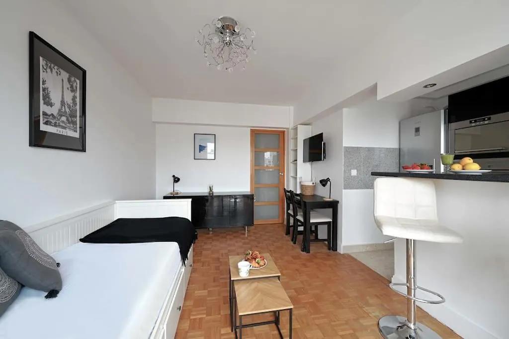 Studio Avec Vue Sur Les Toits Apartment Paris France
